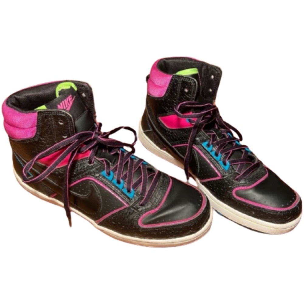 Nike • Delta High Lite Sneakers